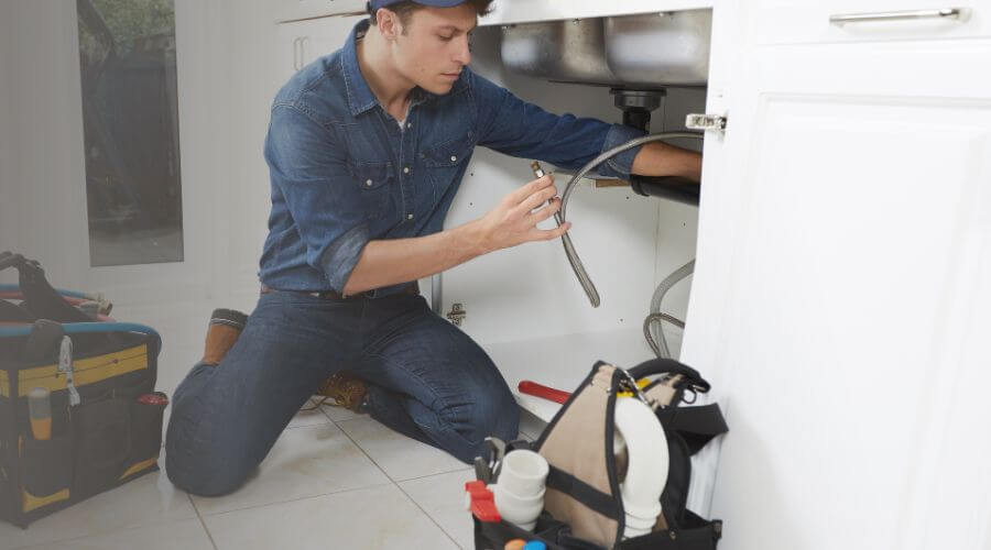 Local water heater installation in Batchtown, IL